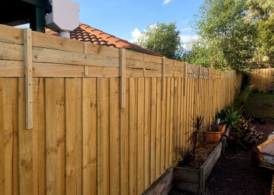 Timber Boundry Fence with Privacy Top Screens